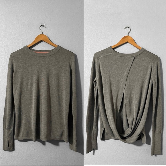 lululemon athletica Sweaters - lululemon 🍋 athletica Gray Crew Neck Sweater